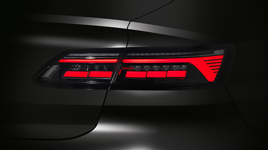 Auf dem Pariser Autosalon "Mondial de l_ Automobile" wird am Donnerstag (30.09.2010) beim ersten Pressetag der Opel Astra GTC präsentiert. Der alle zwei Jahre stattfindende Autosalon gilt von den Publikumszahlen her als eine der weltgrößten Veranstaltungen ihrer Art. Viele namhafte Hersteller präsentieren neueModelle und Antriebskonzepte. Ein Schwerpunkt sind Elektroautos, die in Europa kurz vor der Einführung auf den Massenmarkt stehen. Insgesamt werden mehr als 300 Aussteller aus rund 20 Ländern erwartet. Foto: Uli Deck dpa  +++(c) dpa - Bildfunk+++null